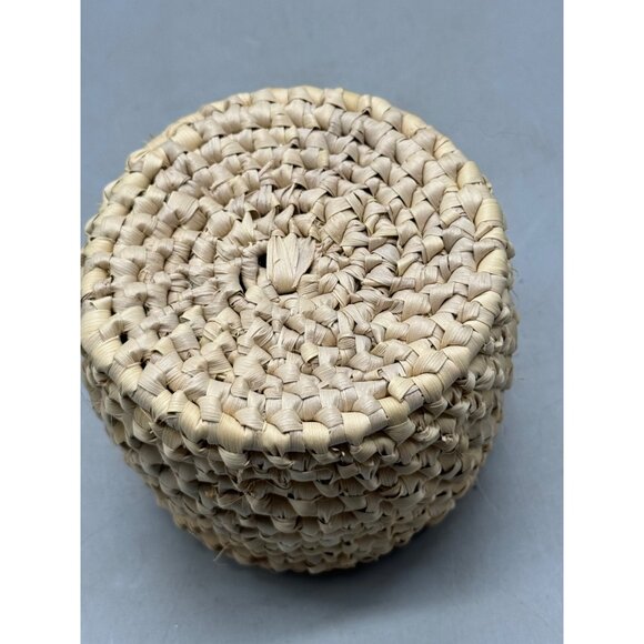 Handwoven Natural Straw Basket Planter 5"Hx4"D Used READ - Picture 5 of 5